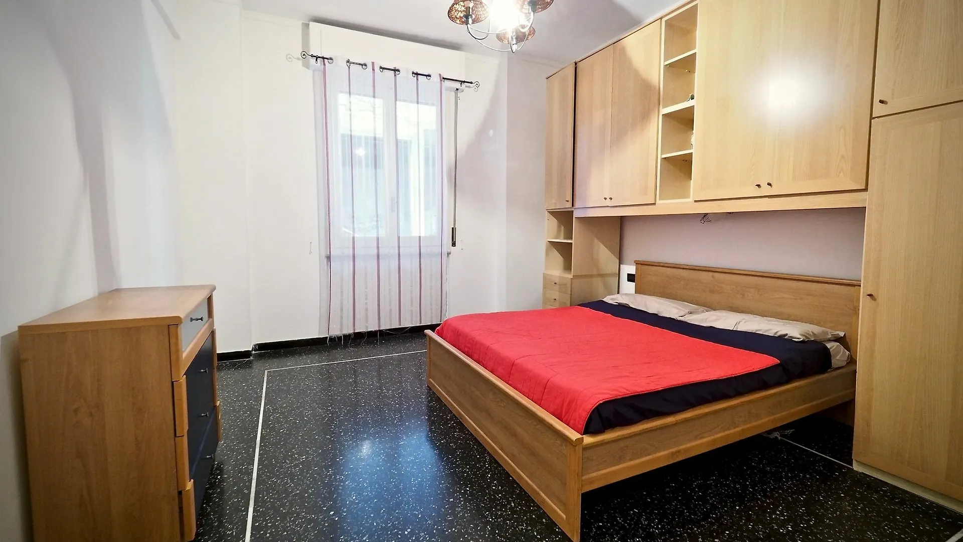 Comoda E Silenziosa Casa Capri Genoa